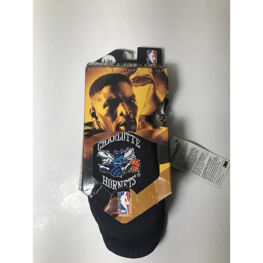 Charlotte Hornets Isotoner 3M Gloves Black / Gray Youth Size L/XL NEW